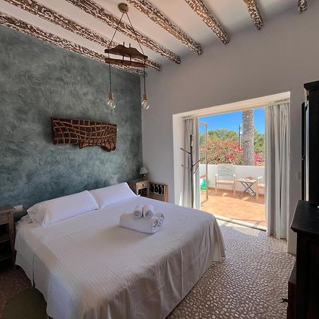 Boutique Hostal La Curandera De Salinas Sant Francesc de s'Estany Zewnętrze zdjęcie