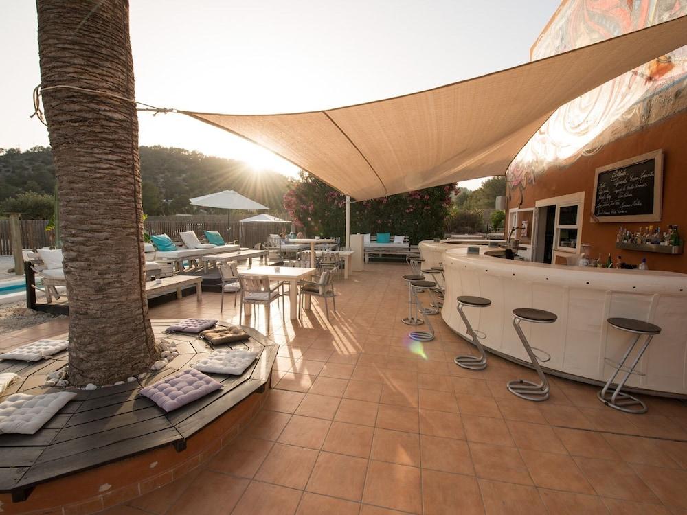 Boutique Hostal La Curandera De Salinas Sant Francesc de s'Estany Zewnętrze zdjęcie