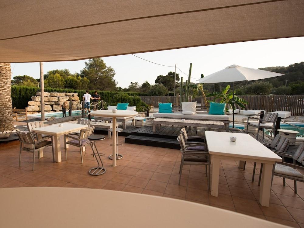 Boutique Hostal La Curandera De Salinas Sant Francesc de s'Estany Zewnętrze zdjęcie