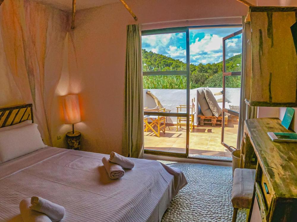 Boutique Hostal La Curandera De Salinas Sant Francesc de s'Estany Zewnętrze zdjęcie