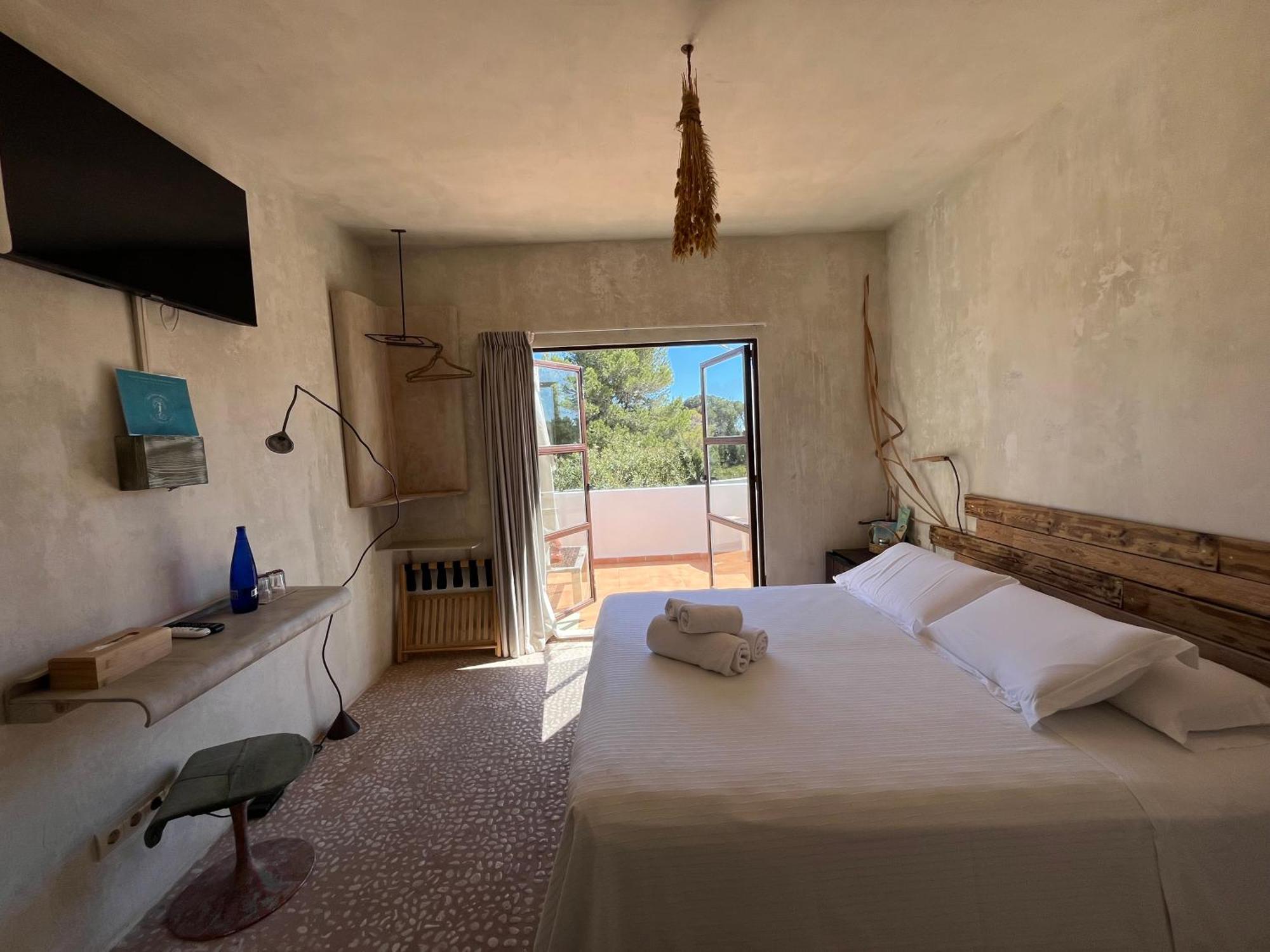 Boutique Hostal La Curandera De Salinas Sant Francesc de s'Estany Zewnętrze zdjęcie