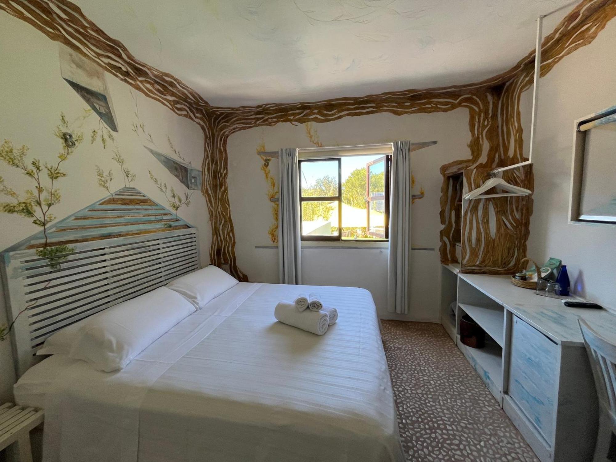 Boutique Hostal La Curandera De Salinas Sant Francesc de s'Estany Zewnętrze zdjęcie